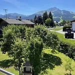Haus Lang *