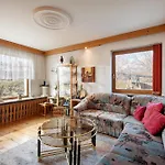 Haus Lang Apartment