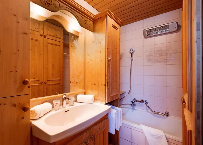 Haus Lang * 蒂罗的圣约翰