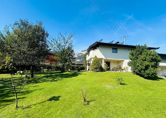 Haus Lang 蒂罗的圣约翰