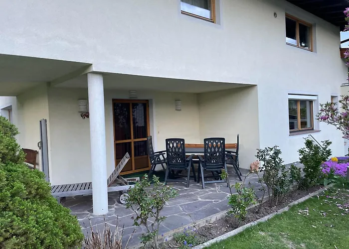 Haus Lang Lejlighed *