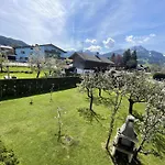Haus Lang アパート